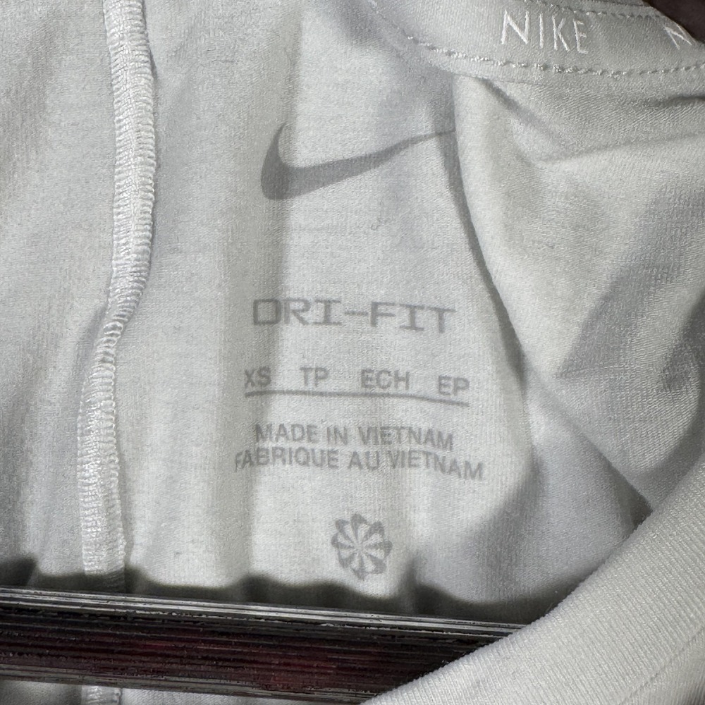 Nike Dri-FIT Tank Top Womens‎ XS Sleeveless Athletic One Luxe DD0615-100 - Picture 4 of 10